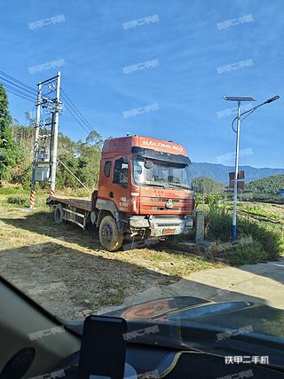 南寧乘龍4X2平板運(yùn)輸車實(shí)拍圖片