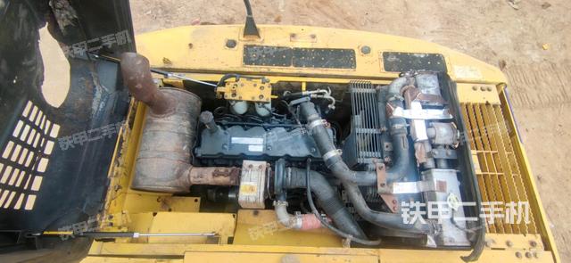 駕駛室頂部俯視（上車部件）