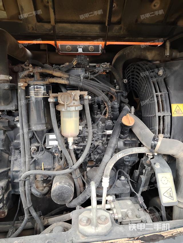 發(fā)動機(jī)整體俯視(整機(jī)外觀) 發(fā)動機(jī)整體俯視(整機(jī)外觀)