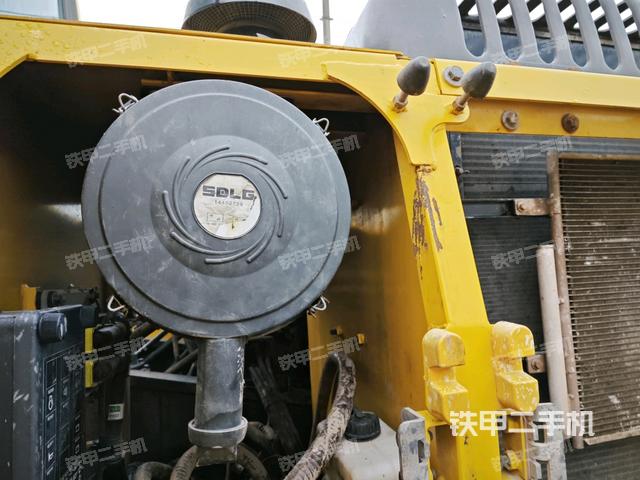 空濾倉整體（大件艙室）