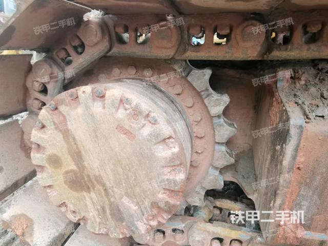 右驅(qū)動輪(行走機構(gòu)) 右驅(qū)動輪(行走機構(gòu))