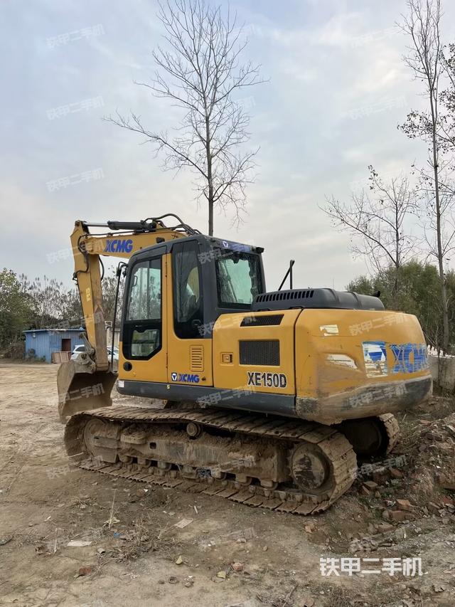 駕駛室頂部（整機外觀）