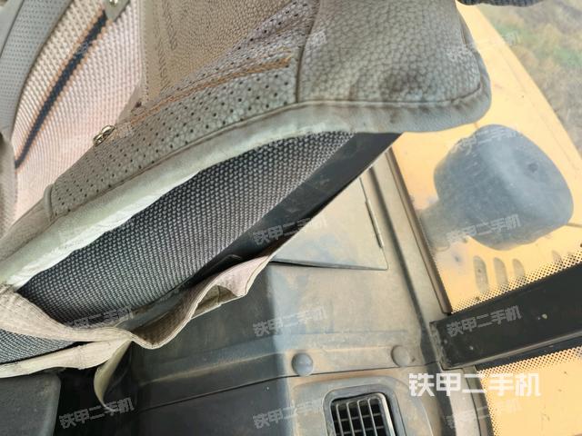 座椅左側(cè)控制臺(tái)/音響/含左手柄(駕駛室部分) 座椅左側(cè)控制臺(tái)/音響/含左手柄(駕駛室部分)