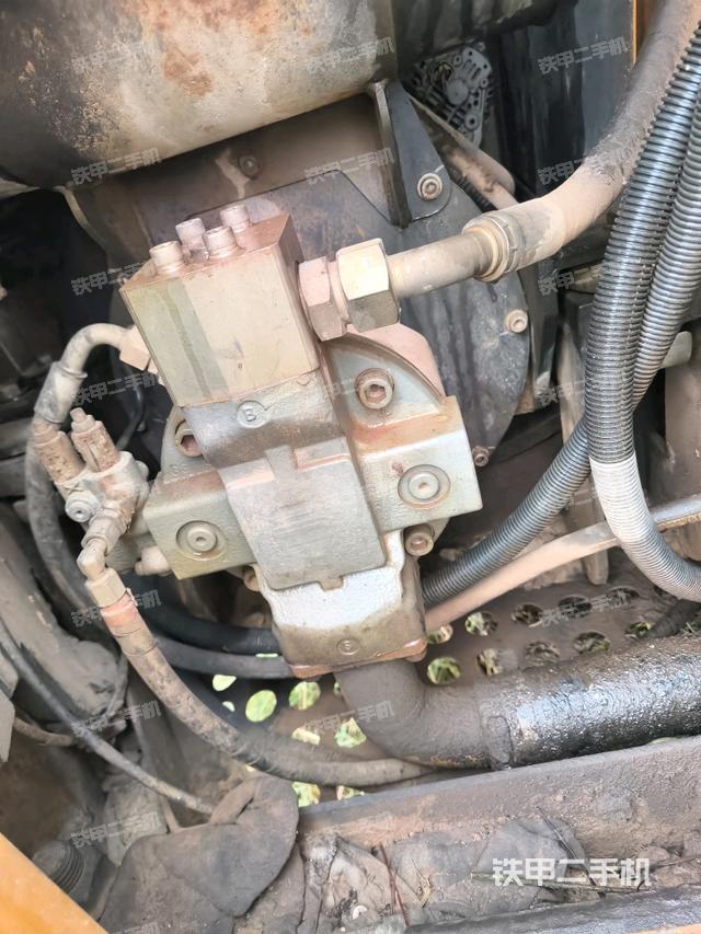 電瓶(大件艙室) 電瓶(大件艙室)