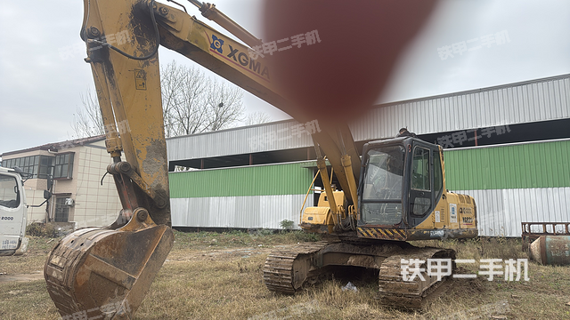 廈工XG821挖掘機(jī)