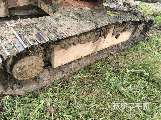 右側(cè)履帶整體?(行走機(jī)構(gòu)) 右側(cè)履帶整體?(行走機(jī)構(gòu))