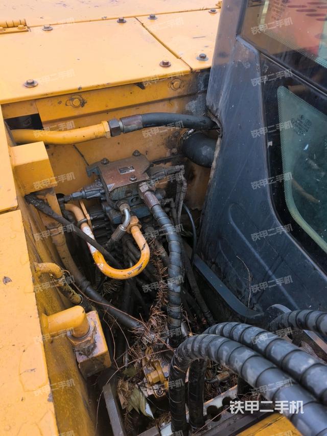 分配閥(上車(chē)部件) 分配閥(上車(chē)部件)