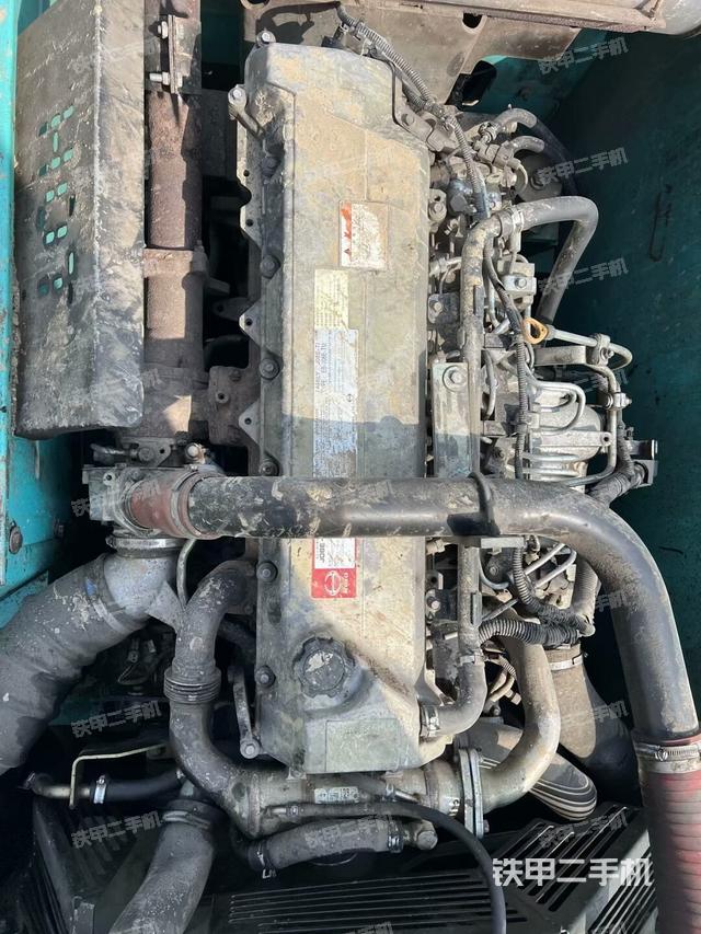 發(fā)動機整體俯視(整機外觀) 發(fā)動機整體俯視(整機外觀)