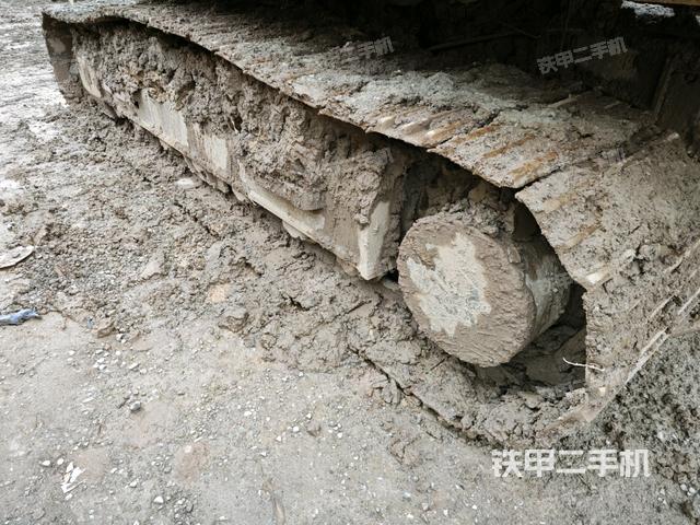 右側(cè)履帶整體（行走機(jī)構(gòu)）