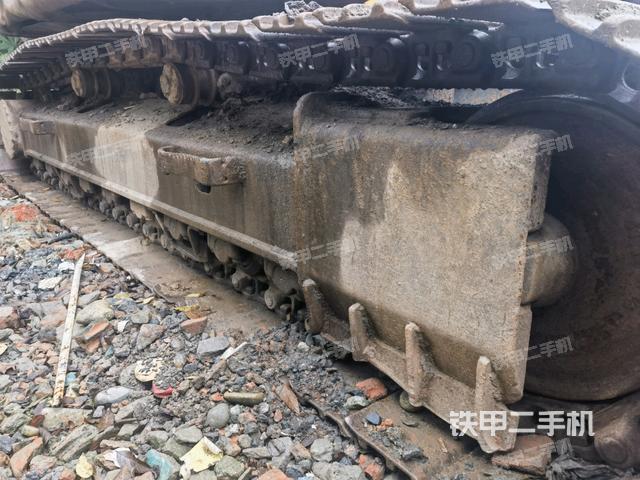 右側(cè)履帶整體（行走機構(gòu)）