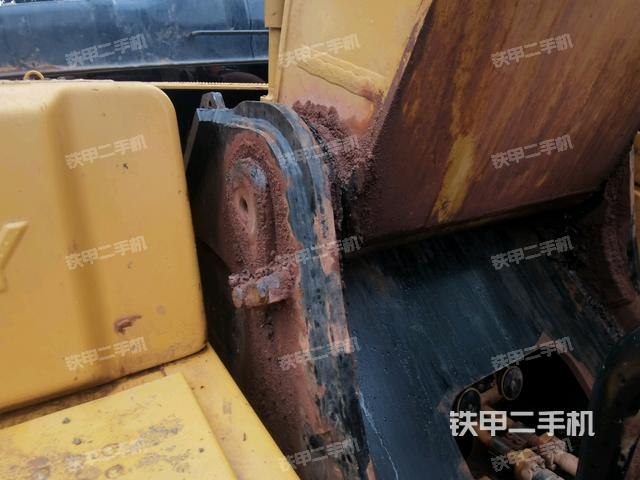 大臂根部?斜視(工作和回轉(zhuǎn)裝置) 大臂根部?斜視(工作和回轉(zhuǎn)裝置)