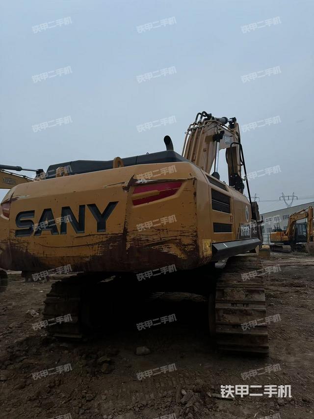 整機右后45°（整機外觀）