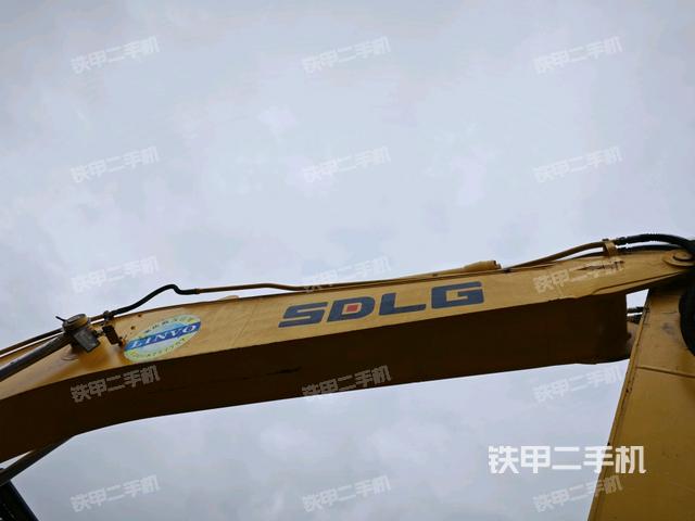 大臂整體?右側(cè)（工作和回轉(zhuǎn)裝置）