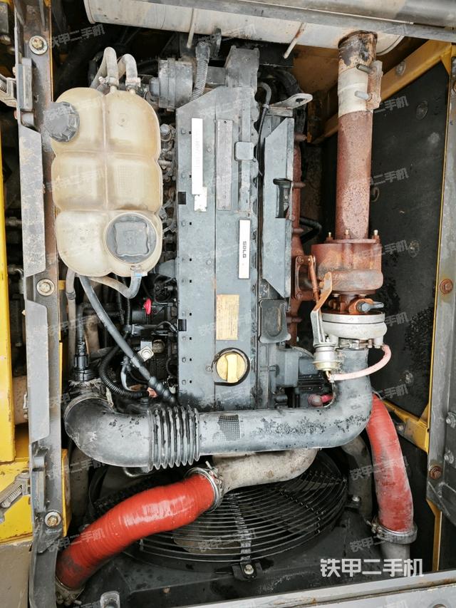 發(fā)動機(jī)室（上車部件）