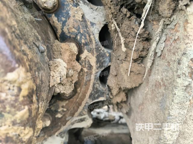 左側(cè)行走馬達(dá)蓋板(行走機(jī)構(gòu)) 左側(cè)行走馬達(dá)蓋板(行走機(jī)構(gòu))