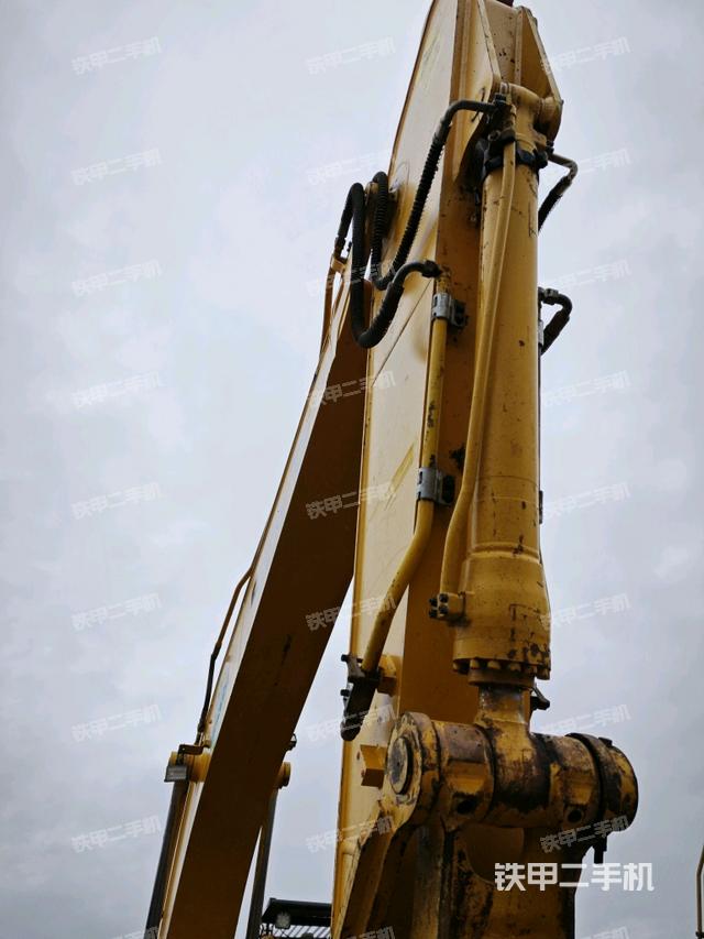 小臂整體右前（工作和回轉(zhuǎn)裝置）