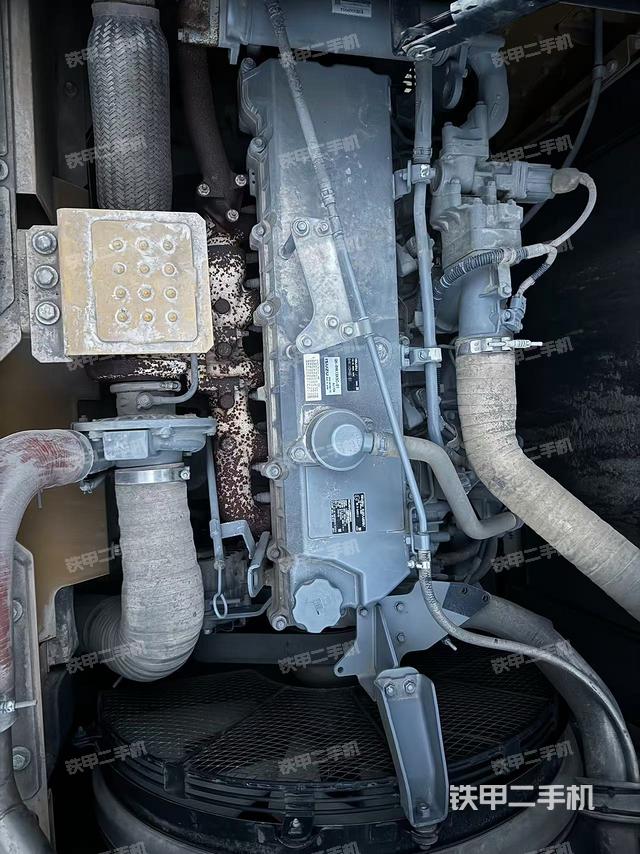 發(fā)動機整體俯視（整機外觀）