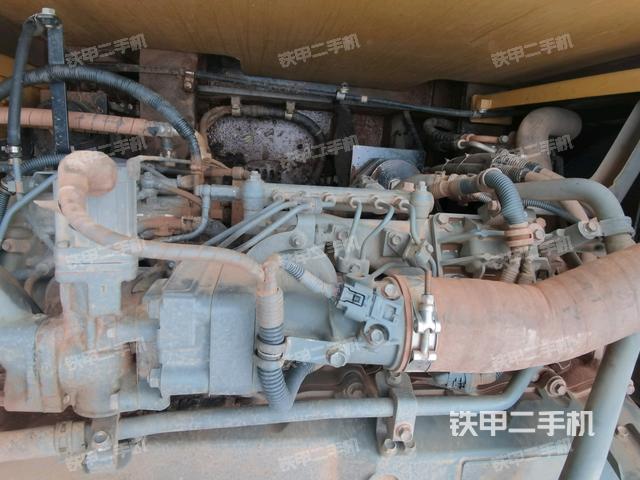 氣門室蓋螺絲特寫(上車部件) 氣門室蓋螺絲特寫(上車部件)