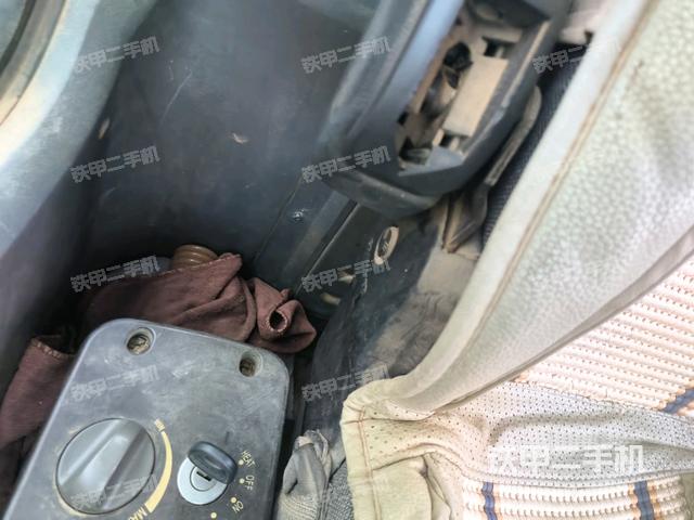 小時(shí)表(駕駛室部分) 小時(shí)表(駕駛室部分)