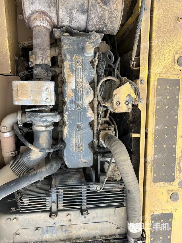 發(fā)動(dòng)機(jī)整體俯視（整機(jī)外觀）