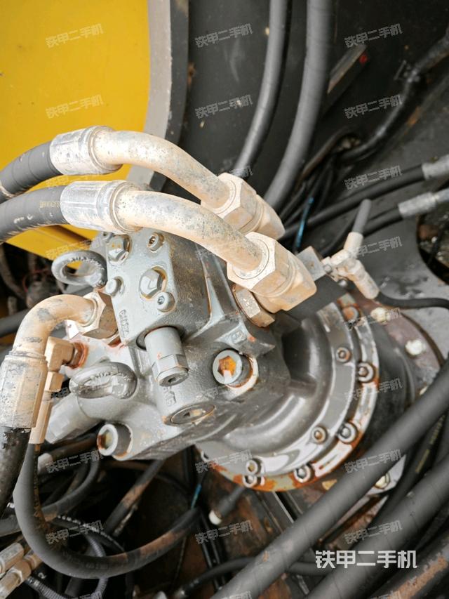 回轉(zhuǎn)馬達(dá)（上車部件）