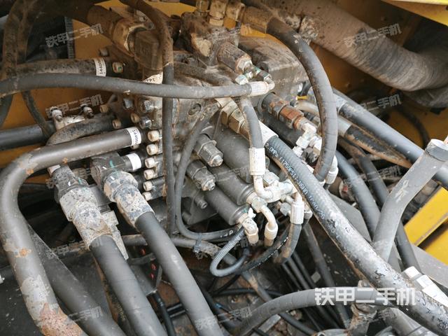 分配閥（上車部件）