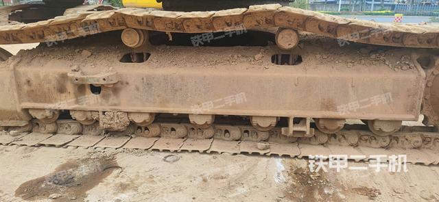 右側(cè)履帶整體（行走機構(gòu)）