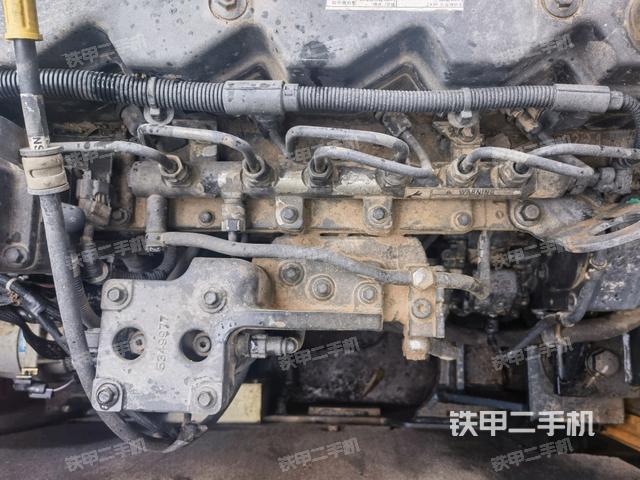 氣門室蓋螺絲特寫（上車部件）