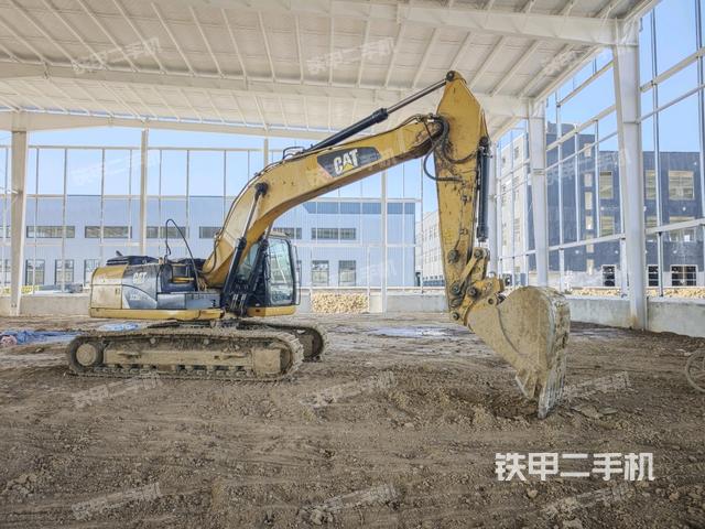 右前45(整機外觀) 右前45(整機外觀)