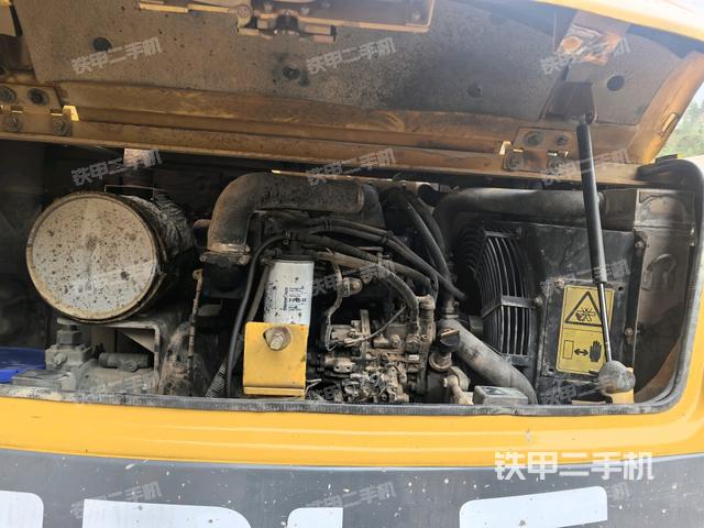 發(fā)動(dòng)機(jī)室(上車部件) 發(fā)動(dòng)機(jī)室(上車部件)