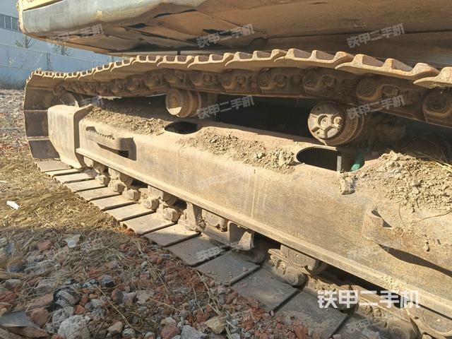 右側(cè)行走馬達(dá)蓋板（行走機(jī)構(gòu)）