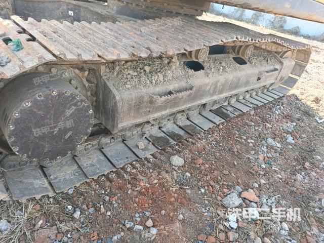 右側(cè)履帶整體（行走機(jī)構(gòu)）