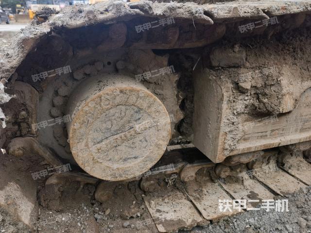 左驅(qū)動(dòng)輪（行走機(jī)構(gòu)）