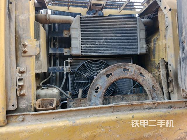 散熱器正面（大件艙室）