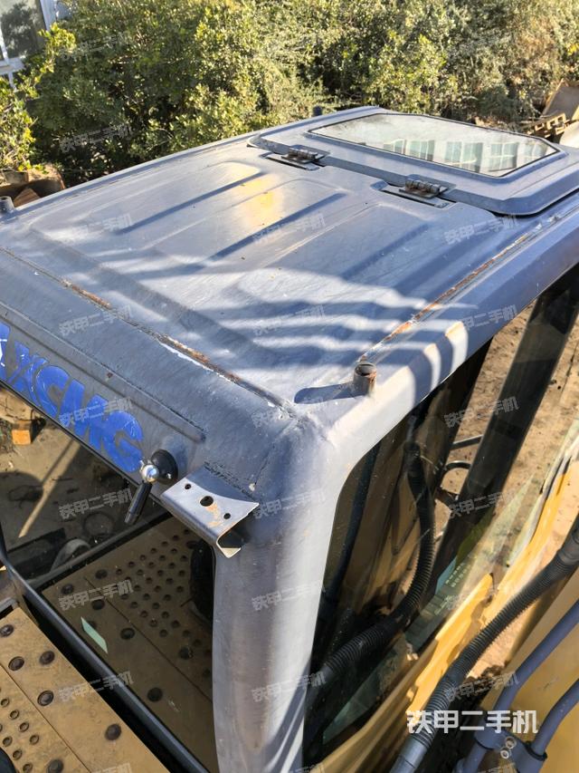 駕駛室頂部（整機(jī)外觀）