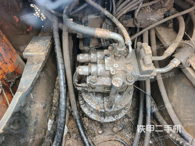 回轉(zhuǎn)馬達(dá)(上車(chē)部件) 回轉(zhuǎn)馬達(dá)(上車(chē)部件)