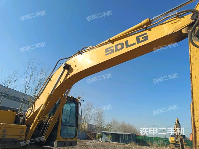 大臂整體?右側(cè)（工作和回轉(zhuǎn)裝置）