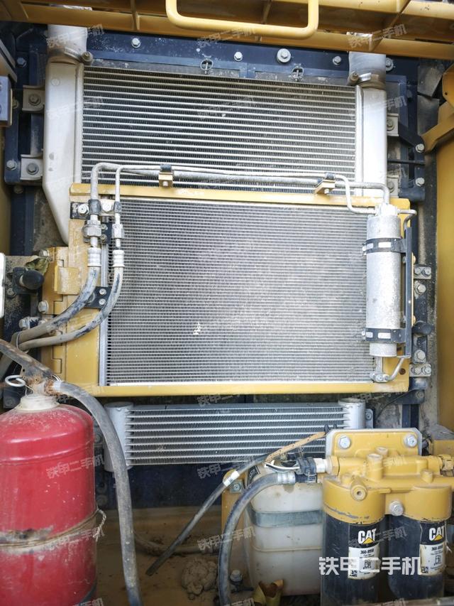 散熱器室(大件艙室) 散熱器室(大件艙室)