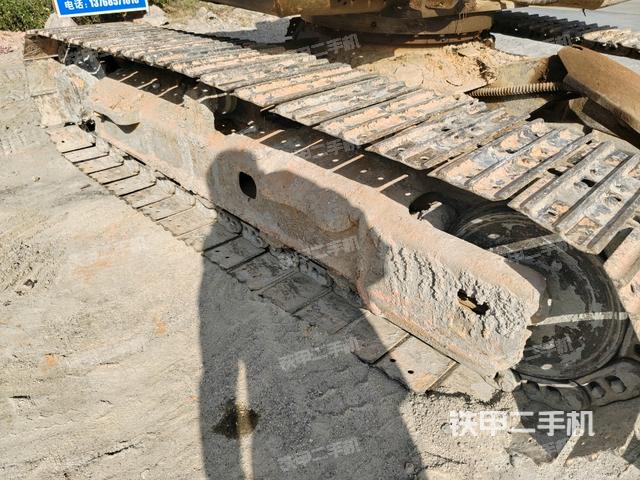 左側(cè)履帶整體?（行走機(jī)構(gòu)）