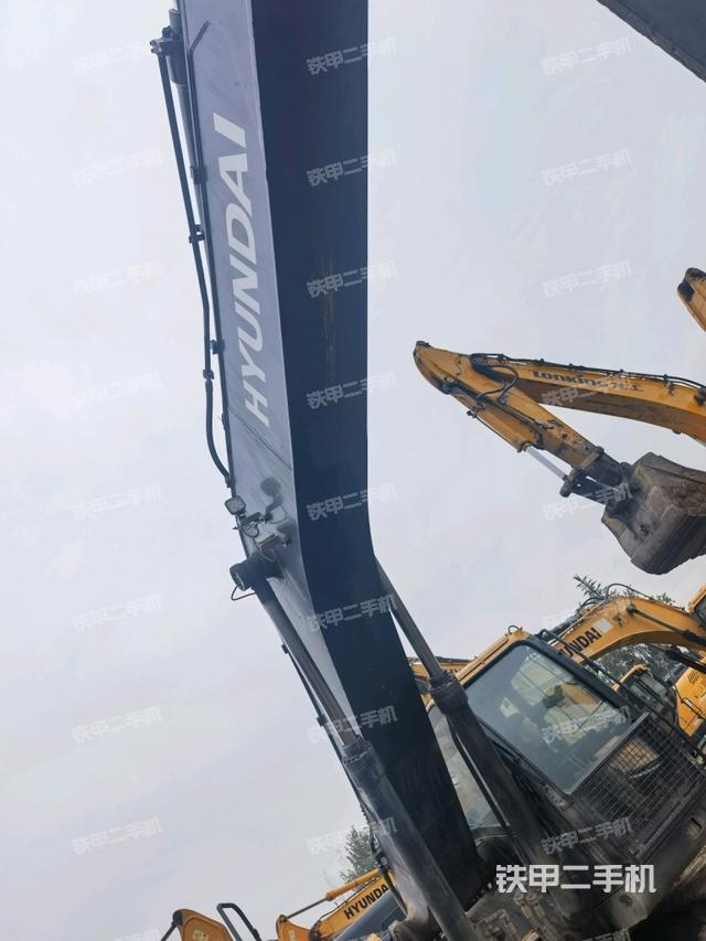 大臂整體?右側(cè)(工作和回轉(zhuǎn)裝置) 大臂整體?右側(cè)(工作和回轉(zhuǎn)裝置)