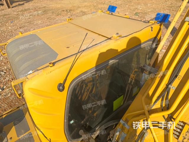 駕駛室頂部俯視（上車部件）