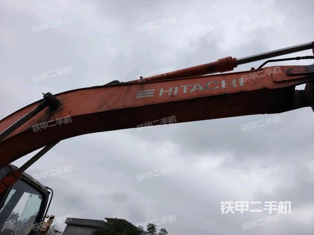 大臂整體?右側(cè)(工作和回轉(zhuǎn)裝置) 大臂整體?右側(cè)(工作和回轉(zhuǎn)裝置)