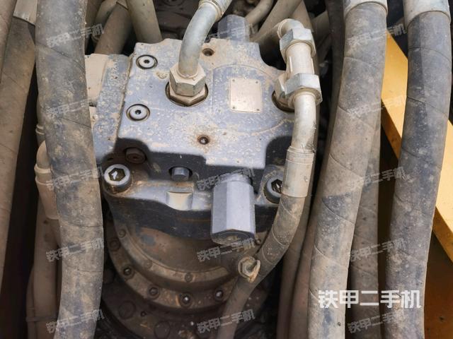 回轉(zhuǎn)馬達(dá)（上車部件）