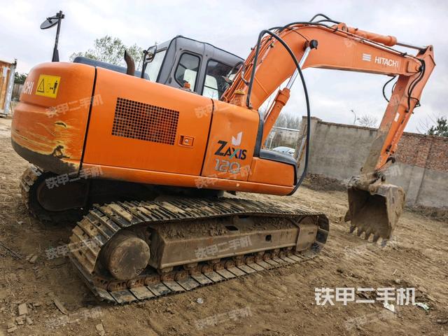 整機(jī)右后45°(整機(jī)外觀) 整機(jī)右后45°(整機(jī)外觀)