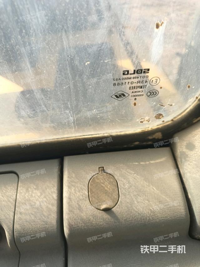 后窗玻璃角標(biāo)（駕駛室部分）