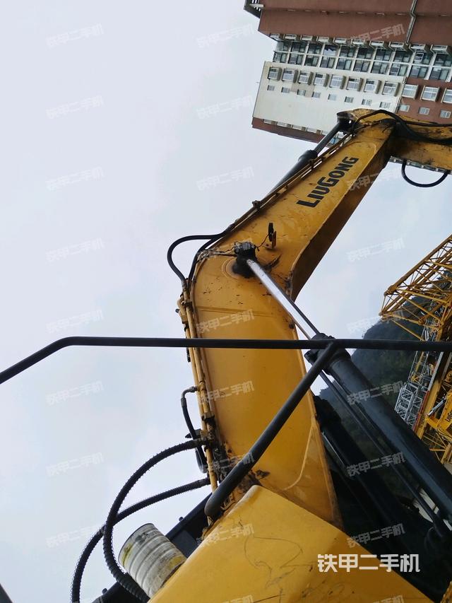 大臂整體?右側(cè)（工作和回轉(zhuǎn)裝置）