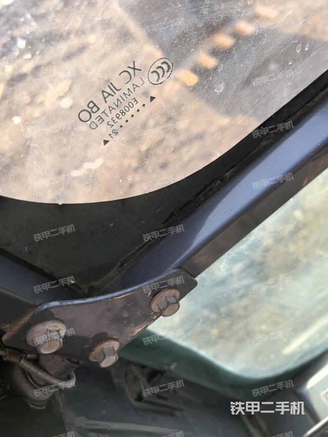 后窗玻璃角標(biāo)（駕駛室部分）