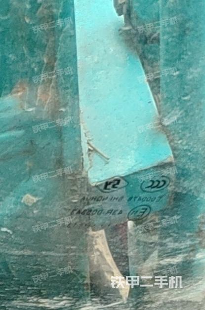 后窗玻璃角標(biāo)(駕駛室部分) 后窗玻璃角標(biāo)(駕駛室部分)