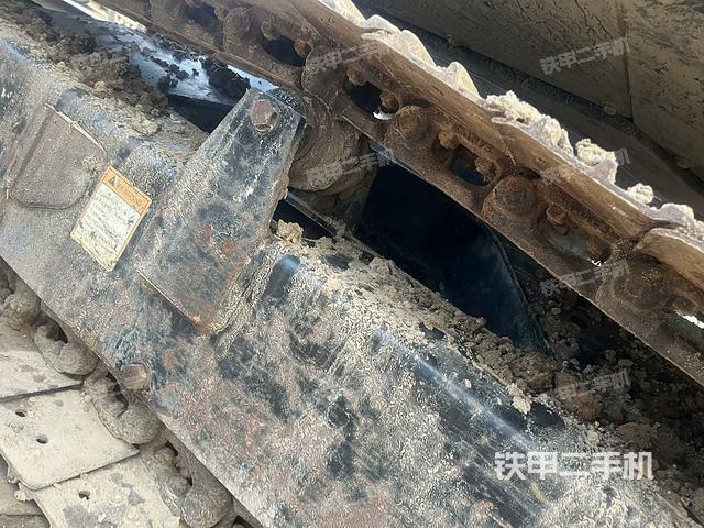 左導(dǎo)向輪（行走機(jī)構(gòu)）