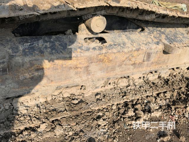 左側(cè)行走馬達(dá)蓋板（行走機(jī)構(gòu)）